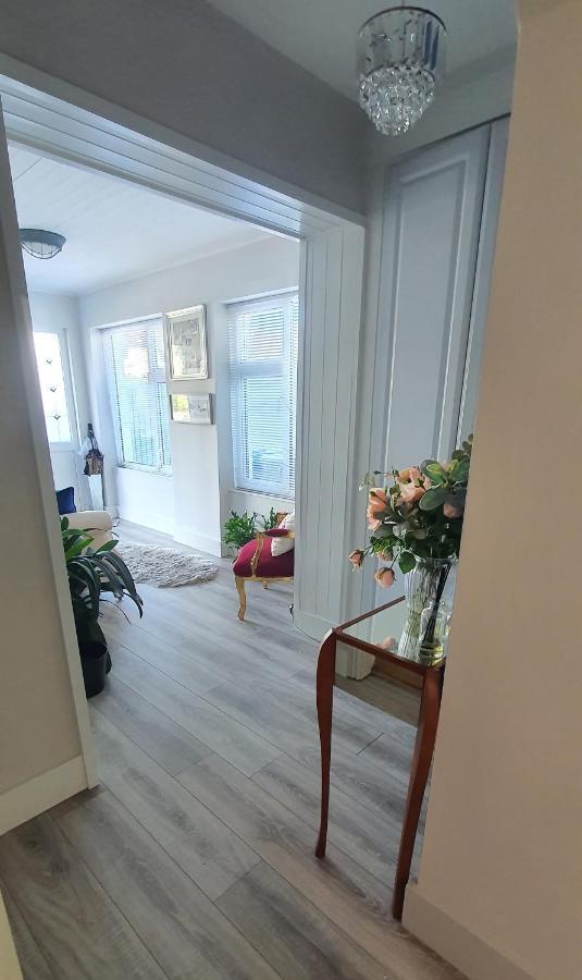 124 ,Castlelawn Heights, Headford Road Galway Homestay Экстерьер фото