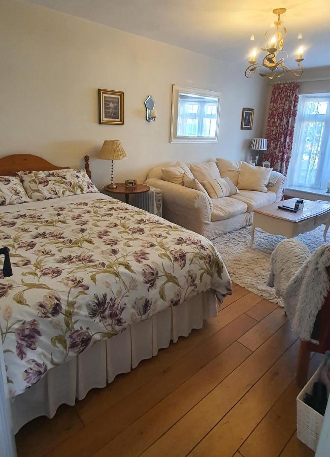 124 ,Castlelawn Heights, Headford Road Galway Homestay Экстерьер фото